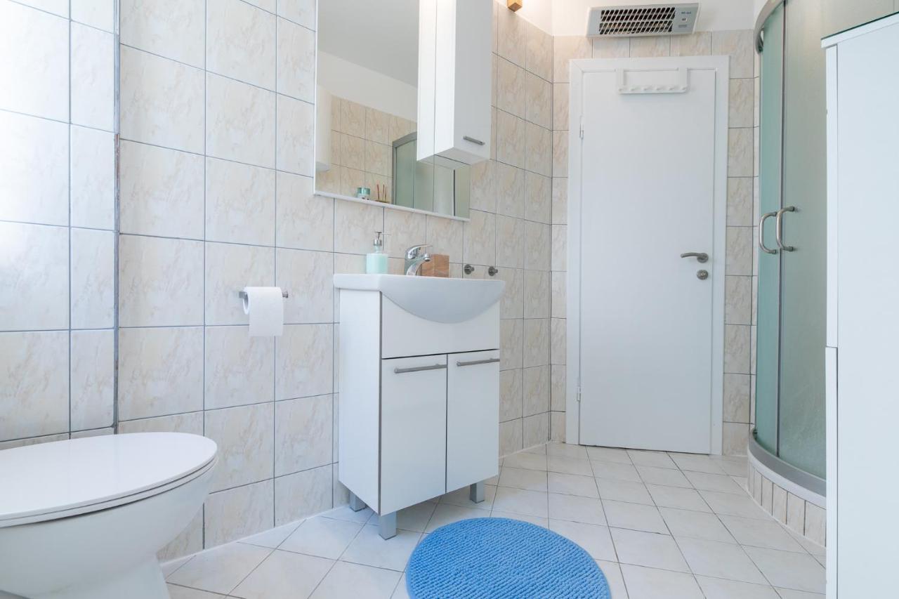 Apartman Zazu ブリビル エクステリア 写真